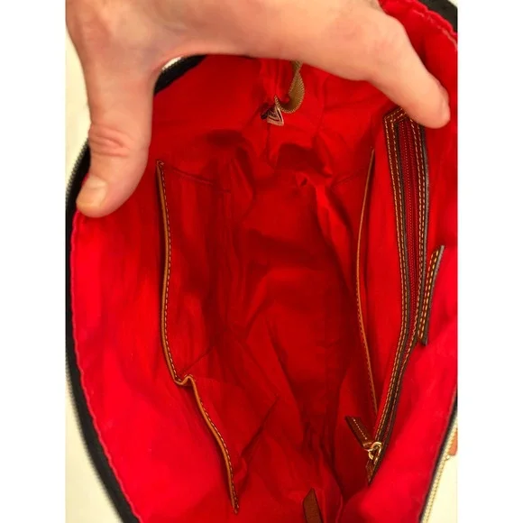 DOONEY & BOURKE Black Nylon/ Leather Trims Pocket Shoulder Bag - Picture 8 of 16